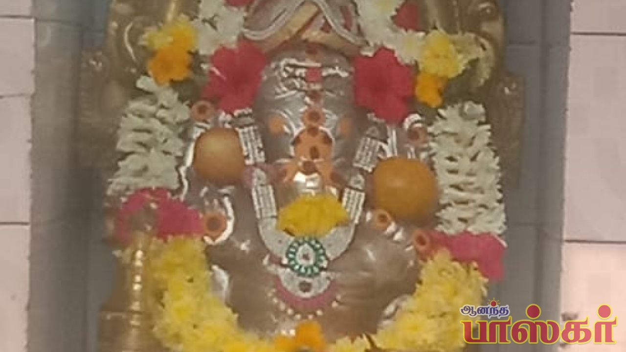 ஸ்ரீ வரசித்தி விநாயகர் வெள்ளிக் கவசத்தில் அருள் பாலிப்பு!